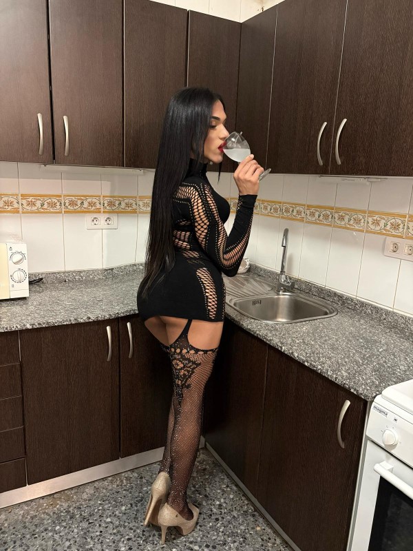 Estupenda Latina Trans COLOMBIANA toda una diosa solo para ti llamame