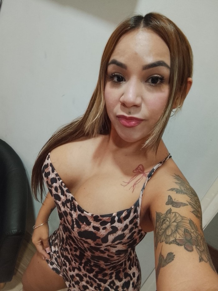 PRECIOSA Y DE SABOR LATINO