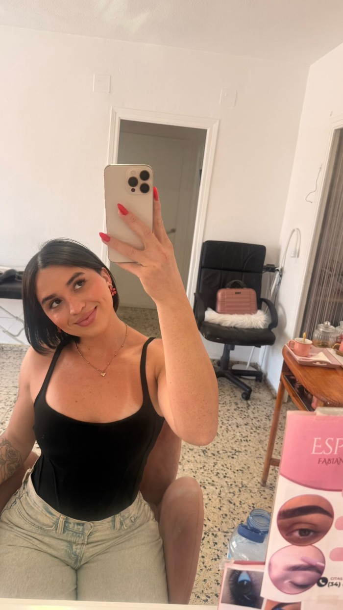 EN TORREVIEJA TRANS VERSATIL DELICIOSA FIESTERA