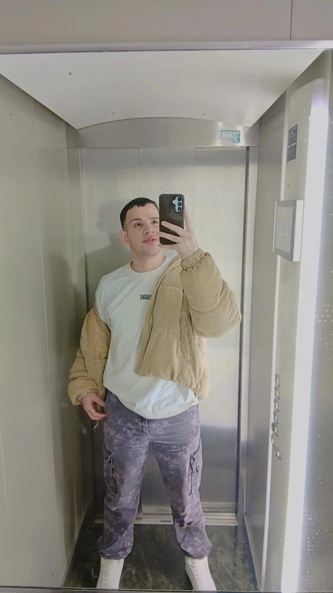 HERMOSO CHICO POLLON 22 ÑCM FIESTERO DISPONIBLE
