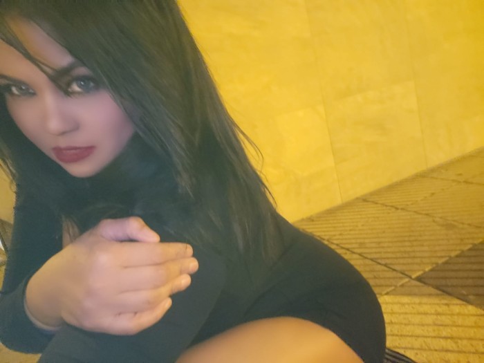 EN OVIEDO ESCORT COLOMBIANA CACHONDA ARDIENTE