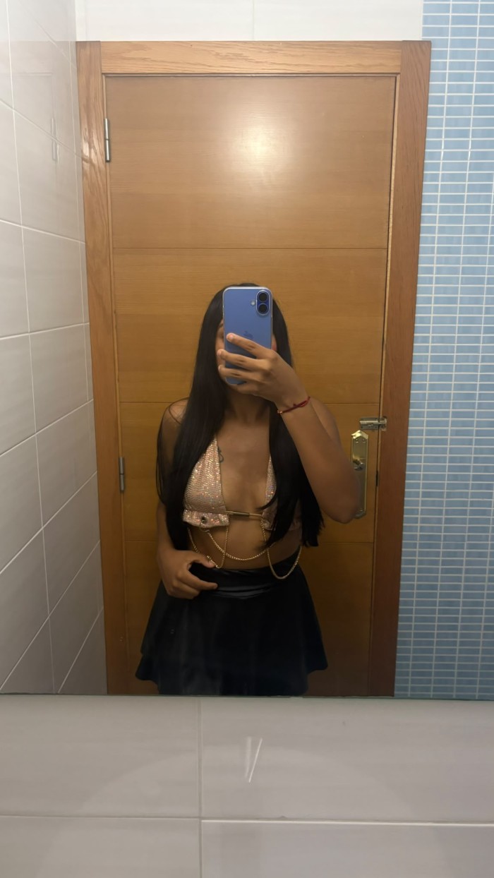 LATINA RICA Y DIVERTIVA
