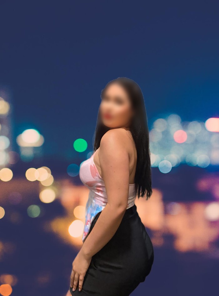 JOVENCITA ECUATORIANA PRECIOSA 24 AÑOS NOVEDAD
