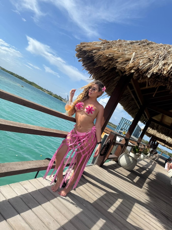 rubia guapa NUEVA LOS CRISTIANOS