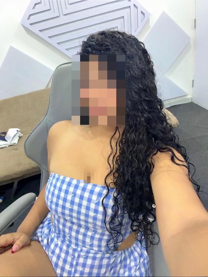 LATINA CACHONDA ME GUSTA POR EL CULO