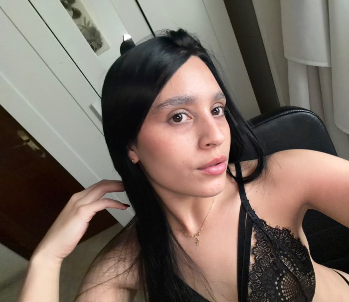 ISABELLA CASI TODOS LOS SERVICIOS NOVEDAD