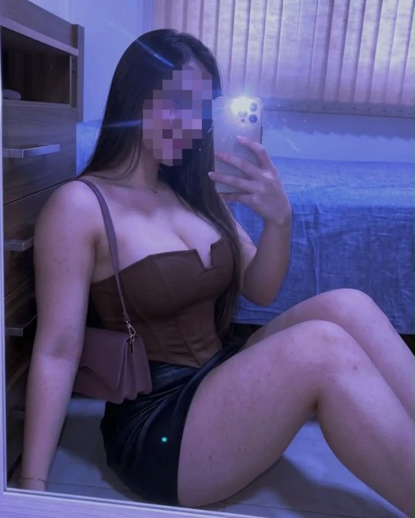 CHICA CACHONDA FIESTERA Y MUY FOGOSA EN O MILLADOIRO !!NOVEDAD!!