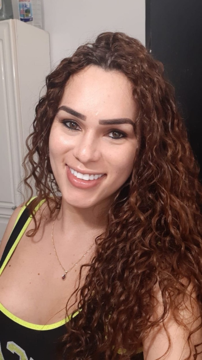 «OVIEDO» CHICA TRANS MORBOSA Y CALIENTE (VEN A VERME)