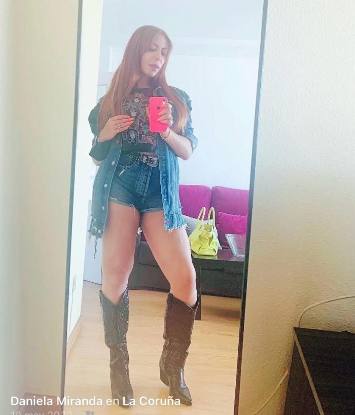 DANIELA MIRANDA LA MAS FEMENINA Y TRAVIESA , FIEST