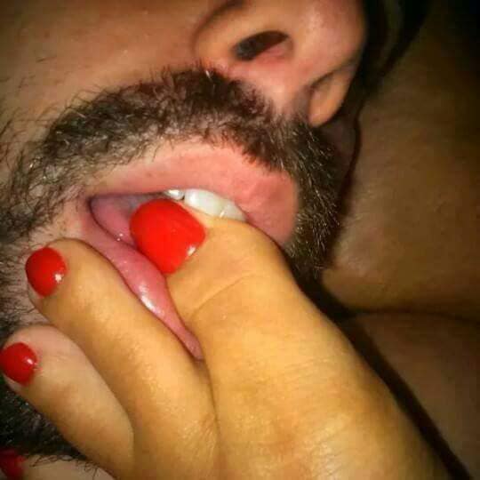 FIESTERA TE BABEO LA POLLA  🩷 GUARRA CERDA SUPER ACTIVA LECHER
