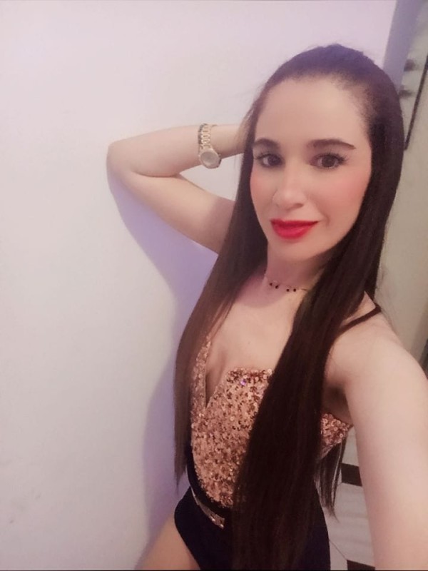 VALERIA, ARGENTINA DELGADITA 26 AÑOS