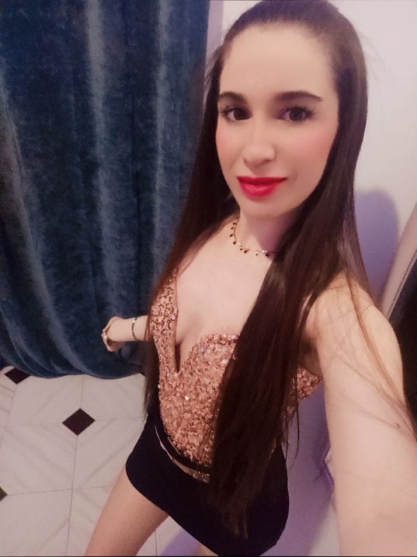 VALERIA, ARGENTINA DELGADITA 26 AÑOS