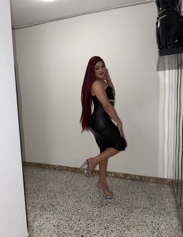Hola amor soy Alexandra dominante Fiestera las Americas