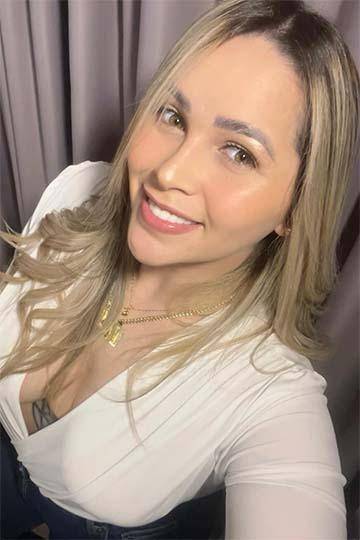 RUBIA RELLENITA CULAZO ENORME SUPER FIESTERA
