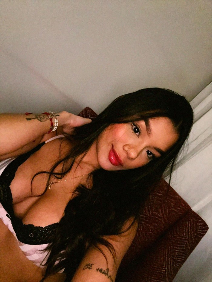 EN TORRELAVEGAESCORT COLOMBIANA SENSUAL DISPUEST