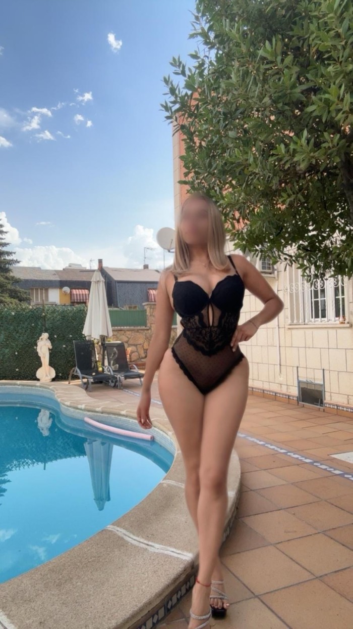 ARDIENTE SENSUAL APASIONADA DESEOSA DE SEXO