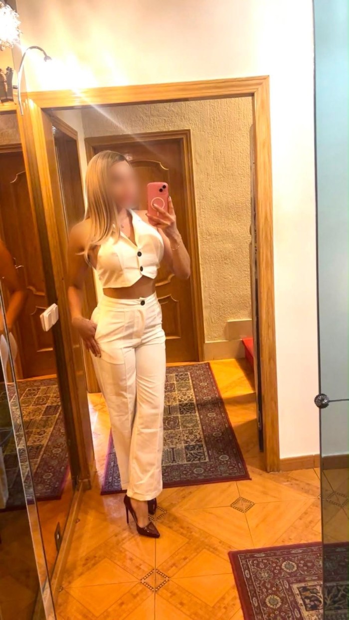 ARDIENTE SENSUAL APASIONADA DESEOSA DE SEXO