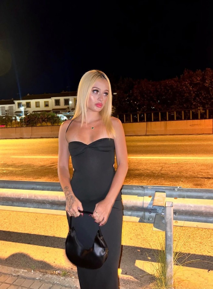 NOVEDAD ALICE MORBOSA CACHONDA CALIENTE FIESTERA JUGUETONA EN ILLESCAS