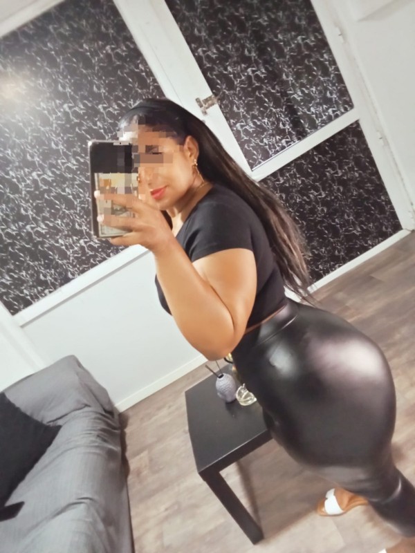 NOVEDAD EN LUCENA CACHONDA BOMBA DE SEXO