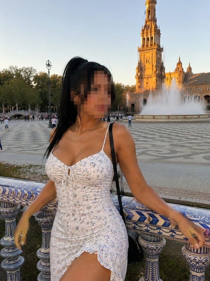 MORENA GUAPA VENEZOLANA 25 AÑOS EN ZARAGOZA