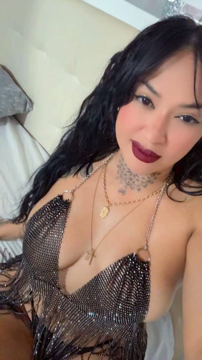 NUEVA EN VECINDARIO DELICIOSO COÑITO ESPERANDOTE