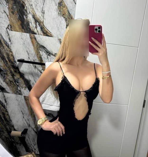 AMOR VEN QUE QUIERO CHUPAR TU POLLA Y BAJARME Y BA
