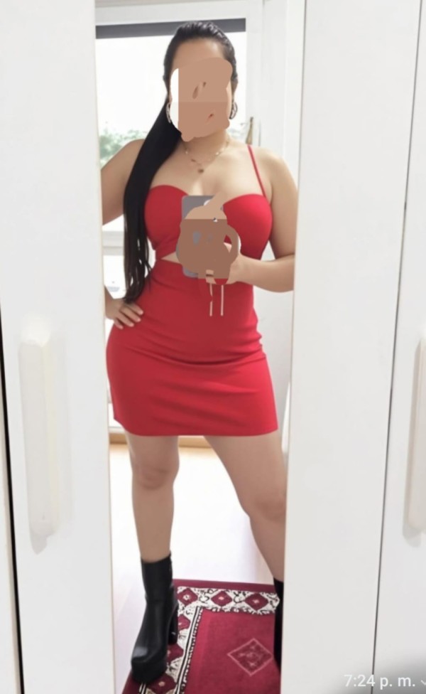 DELICIOSAS AMIGUITAS ARDIENTES DESEANDO PLACER