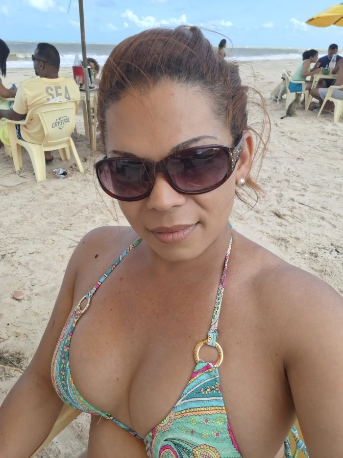 NOVEDAD EN SARRIA NAYARA TRANS COMPLETA FIESTERA COMPLACIENTE Y DISCRETA