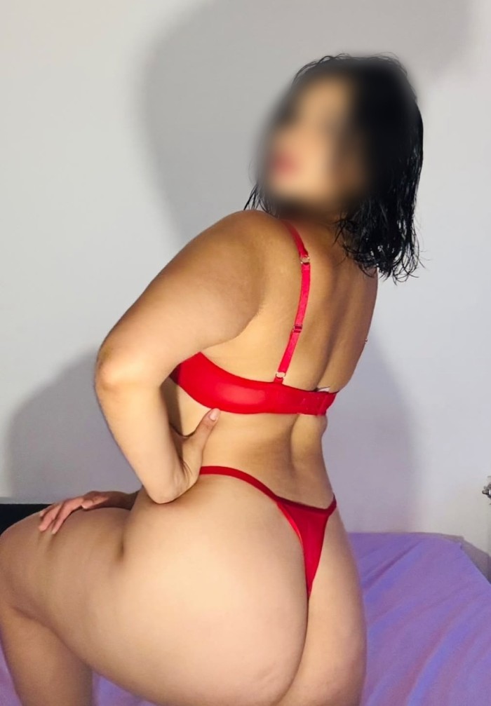 COLOMBIANA DE LUJO EXPLOSIVA Y JUGUETONA