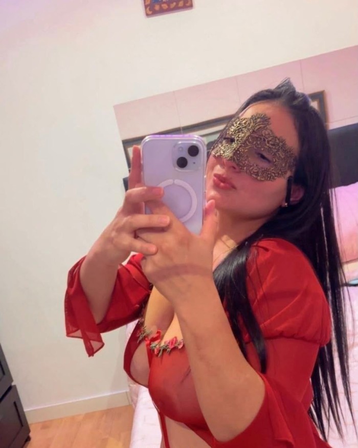 ✯ ✯ LATINA EXPLOSIVA, VICIO Y UNA EXPERIENCIA SIN LÍMIITE EN VITORIA ✯ ✯