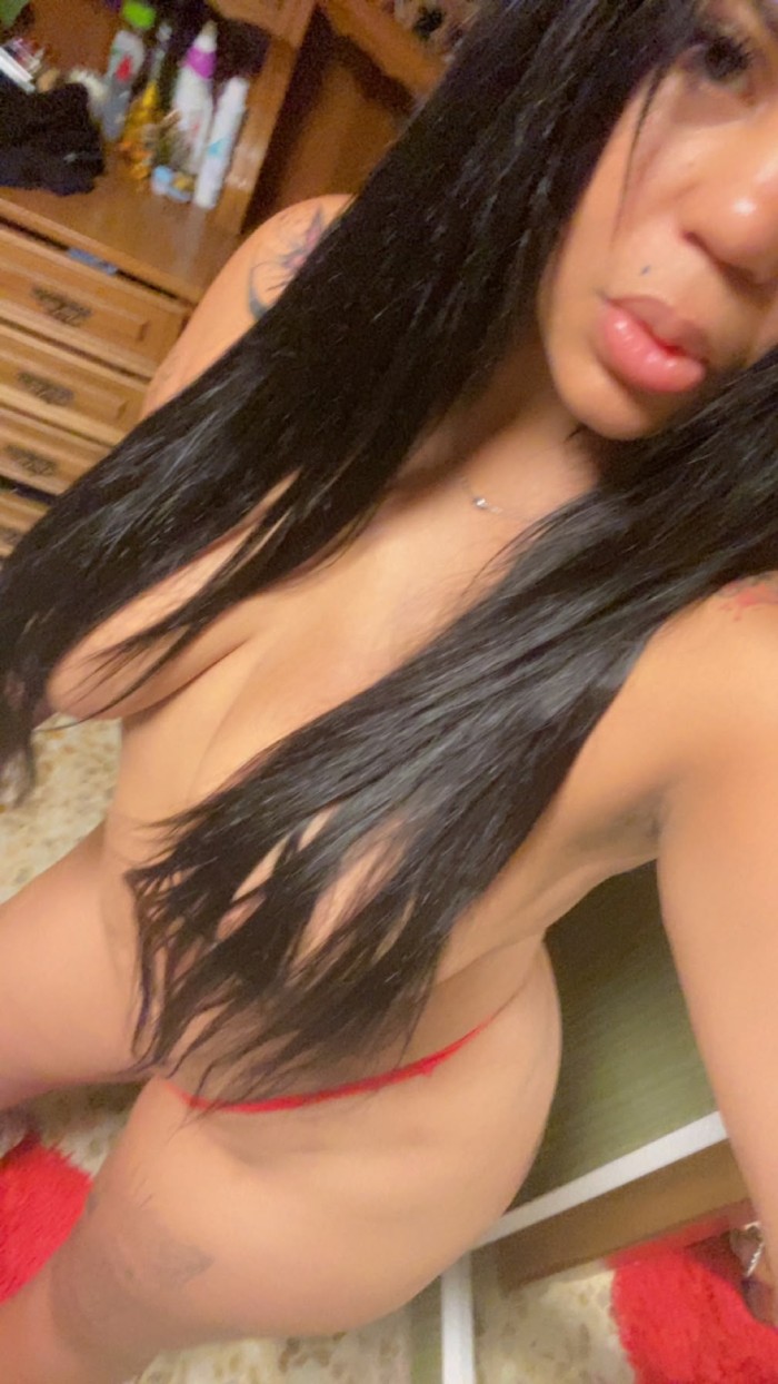 ARDIENTE SENSUAL APASIONADA DESEOSA DE SEXO