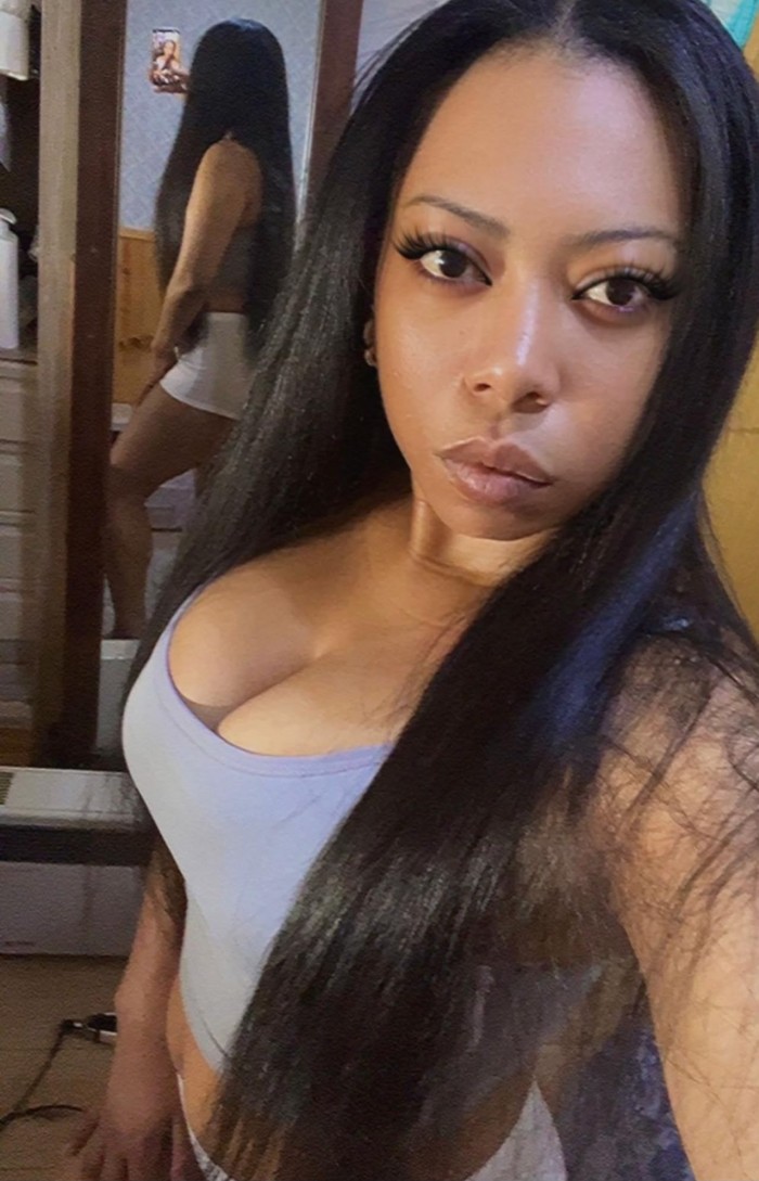 EN COIN ESCORT BOMBA DE SEXO ARDIENTE
