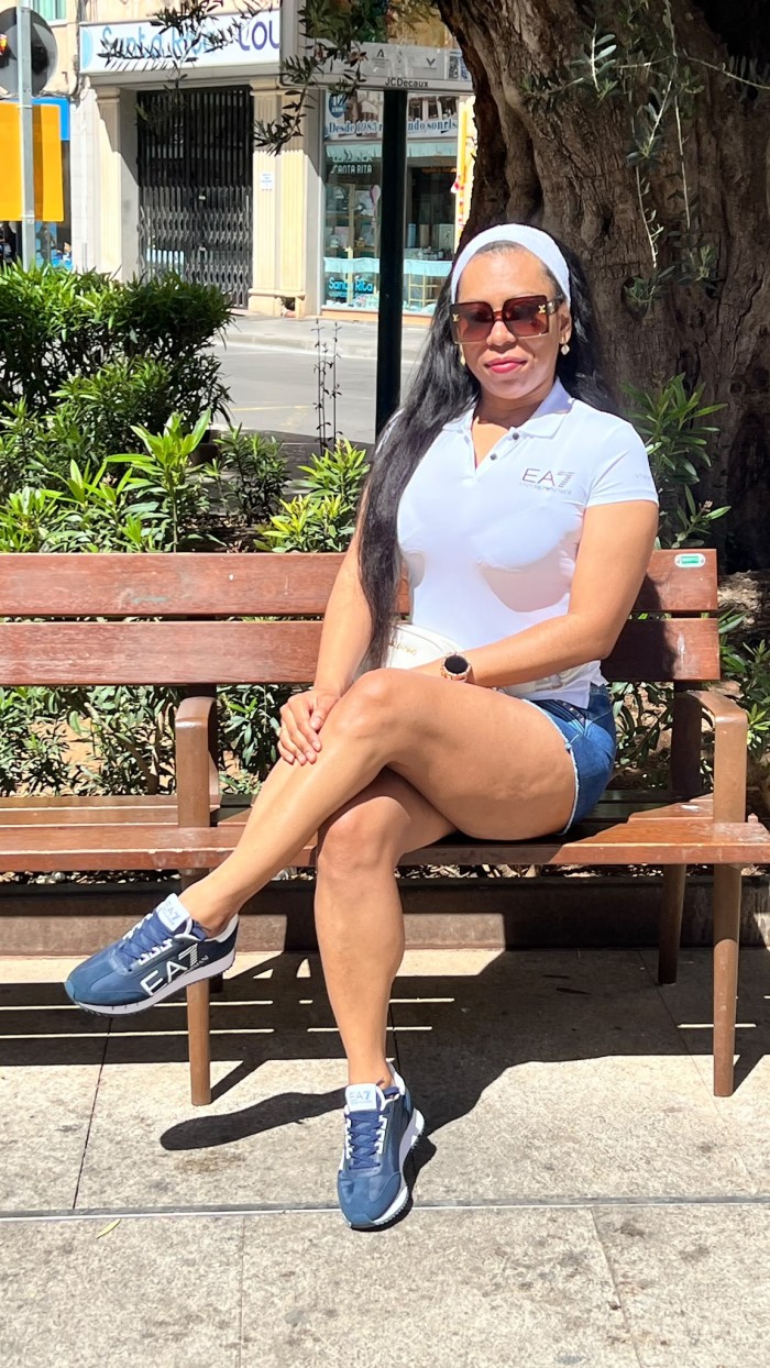 EN COIN  ESCORT BOMBA DE SEXO ARDIENTE