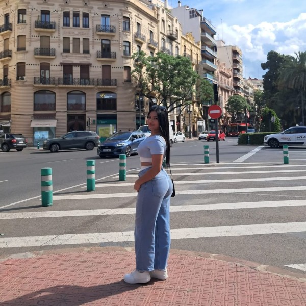 Quieres  una buena compañía y placer  llámame
