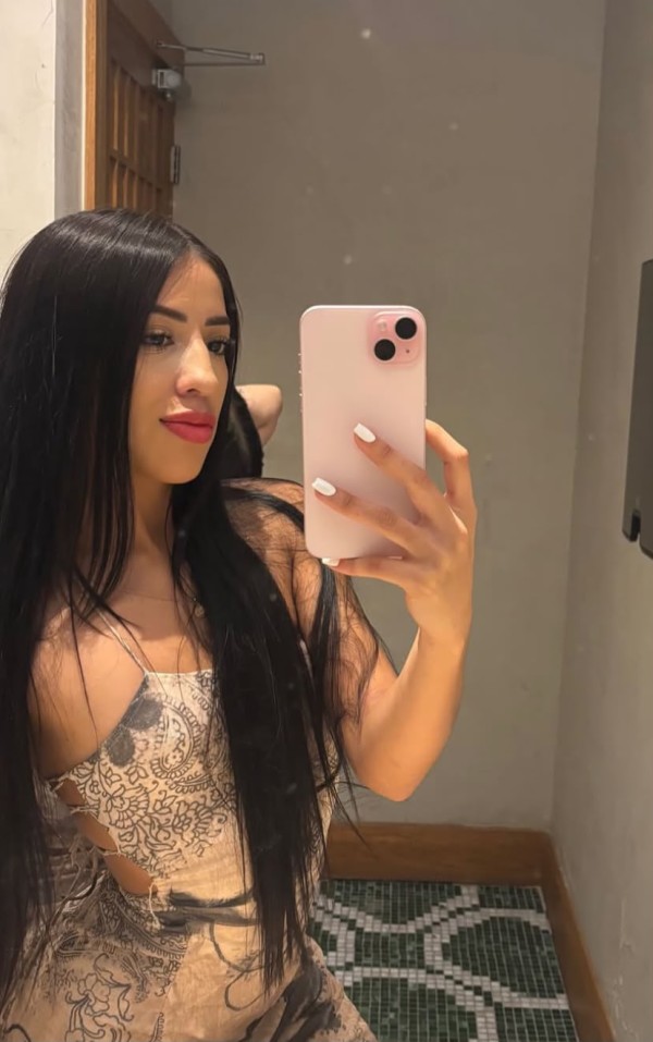 ARDIENTE SENSUAL APASIONADA DESEOSA DE SEXO