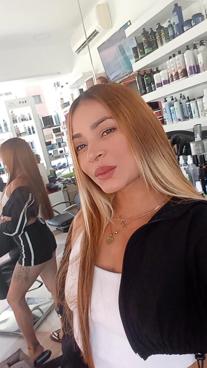 EN MOLINA DE SEGURA SENSUAL BOMBA DE SEXO