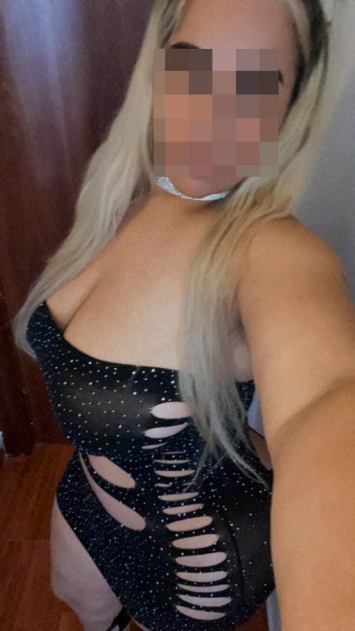 ARDIENTE SENSUAL ESCORT EN TORREMOLINOS