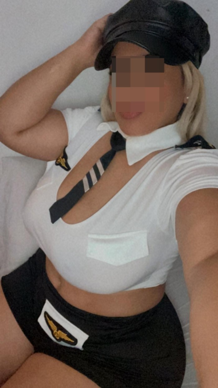 ARDIENTE SENSUAL ESCORT EN TORREMOLINOS