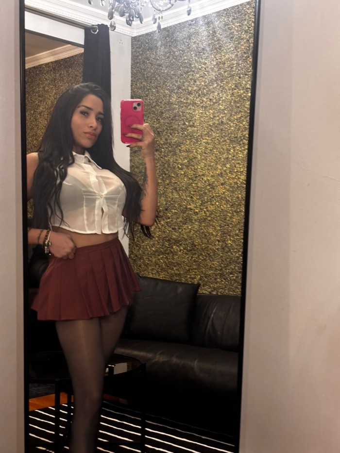 LANA FIESTERA EN SITGES NOVEDAD