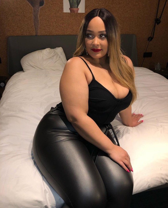 LA MEJOR MAMADA DE TU VIDA