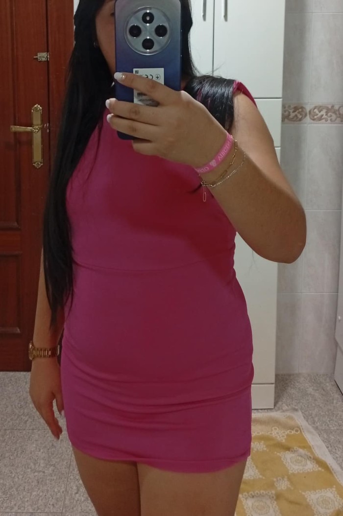 ENTREGADA CACHONDA IMPLICADA DESEOSA DE PLACER