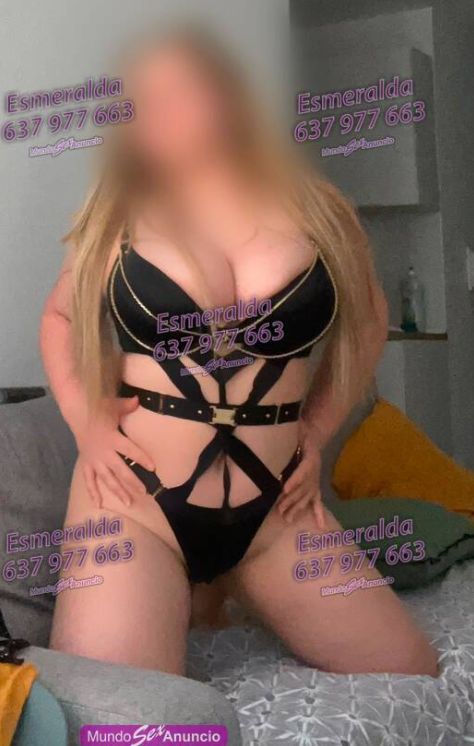 ESMERALDA RECIÉN LLEGADA MUY CACHONDA AL TOP
