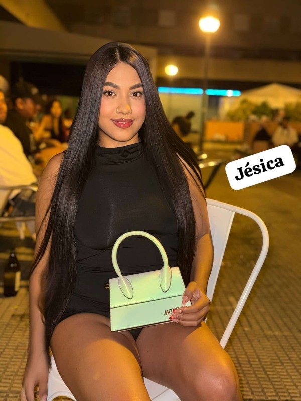 Chicas calientes fiesteras y dominantes haciendo la fiesta elche