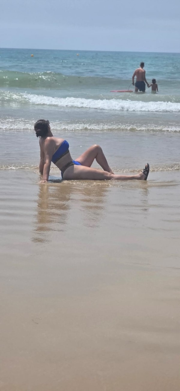 Caliente, muy fiestera y cachonda