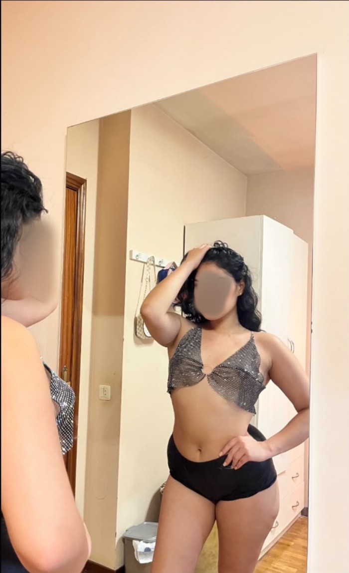 Exuberante morena ,novedad en Pinto