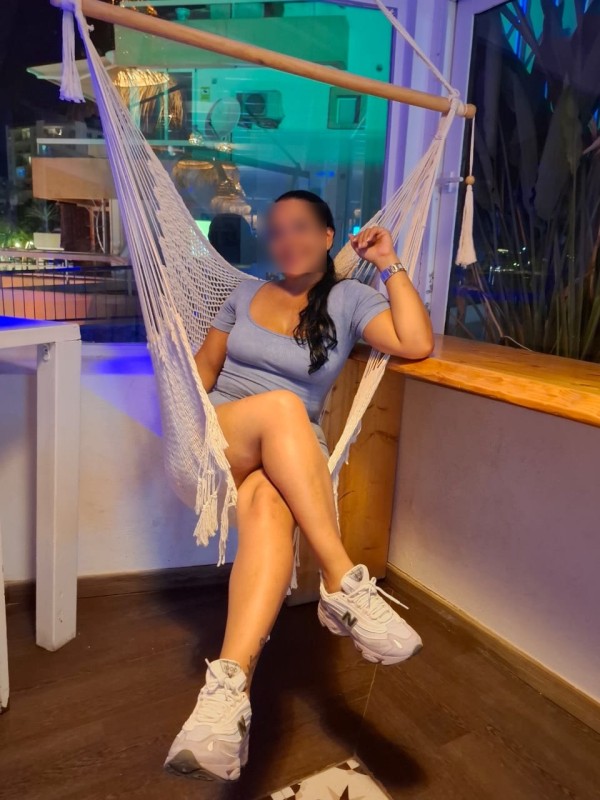 NOVEDAD EN LA ISLA HERMOSA COLOMBIANA CARIÑOSA