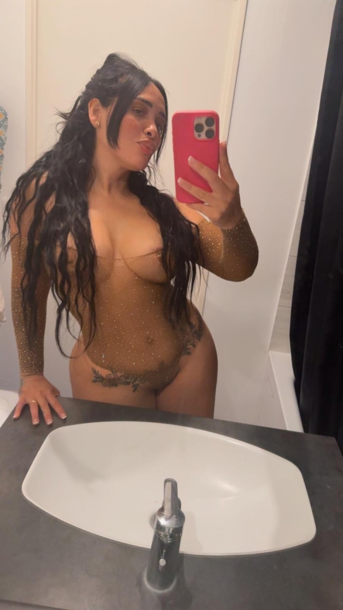 LA MAS ARIDIENTE Y SEDUCTORA