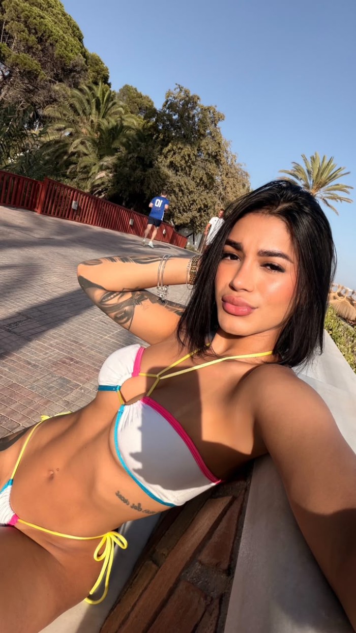 BOMBA DE SEXO COMPLACIENTE EN MARBELLA