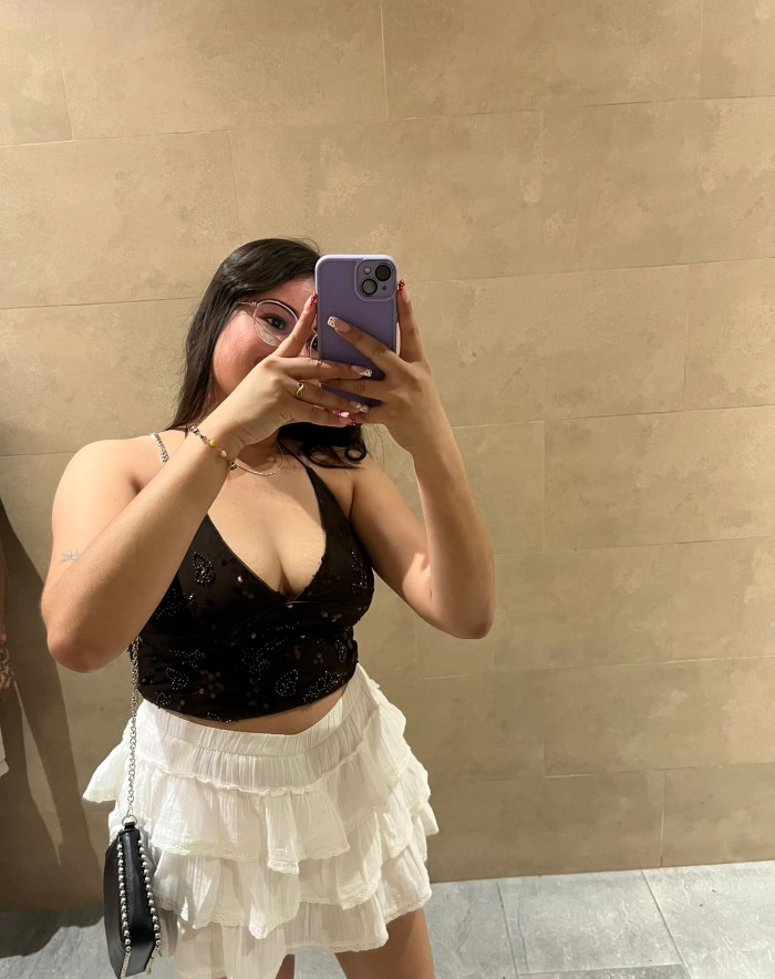 DELICIOSA ENTREGADA ARDIENTE ADICTA AL PLACER