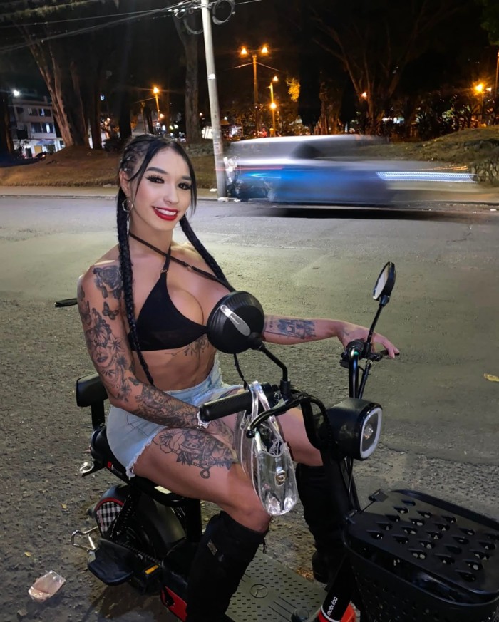 TRANS ARDIENTE APASIONADA CACHONDA DESEOSA DE SEXO